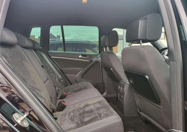 Volkswagen Tiguan cena 63900 przebieg: 143891, rok produkcji 2014 z Oborniki małe 562